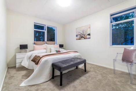 Photo of property in 100 Universal Drive, Henderson, Auckland, 0610