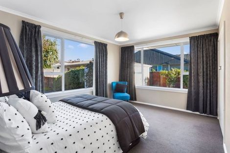 Photo of property in 5 Skye Place, Burnside, Christchurch, 8053