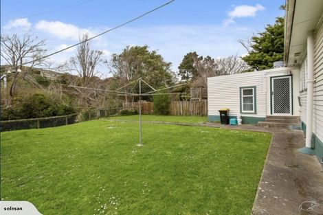 Photo of property in 34 Findlay Street, Tawa, Wellington, 5028