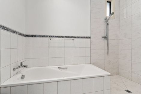 Photo of property in 4 Mckenzie Terrace, Carterton, 5713