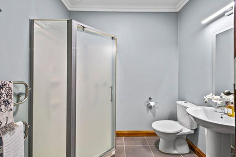 Photo of property in 2 Rawhiti Street, Vogeltown, New Plymouth, 4310