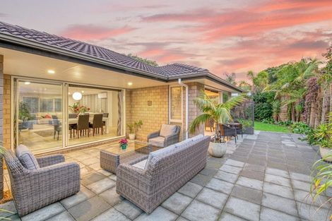 Photo of property in 2a Astrolabe Place, Gulf Harbour, Whangaparaoa, 0930