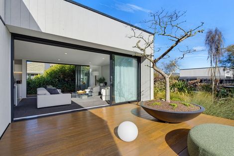 Photo of property in 275 Hills Road, Mairehau, Christchurch, 8013