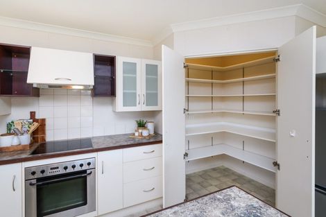 Photo of property in 17 Brookside Close, Highbury, Palmerston North, 4412