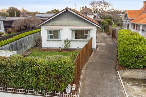 Photo of property in 17 Ensors Road, Opawa, Christchurch, 8023