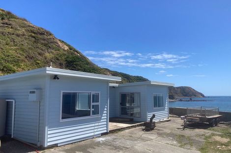 Photo of property in 1093 Makara Road, Makara Beach, Karori, 6972