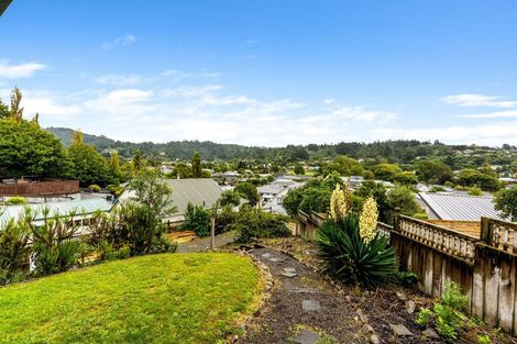 Photo of property in 2/9 Montgomery Street, Stokes Valley, Lower Hutt, 5019