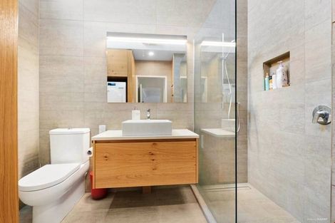 Photo of property in 3/21 Saltburn Road, Milford, Auckland, 0620