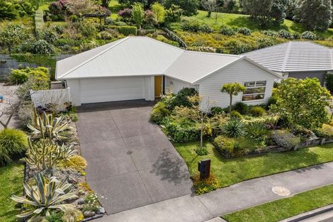 Photo of property in 29 Lakeside Terrace, Omokoroa, 3114