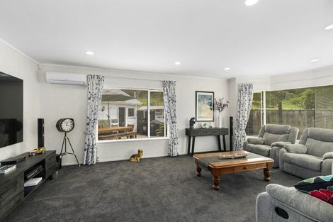 Photo of property in 2/21 Sharpe Crescent, Wainuiomata, Lower Hutt, 5014