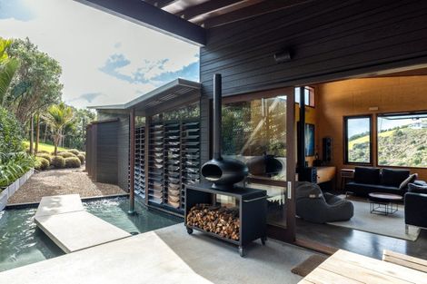 Photo of property in 209 Delamore Drive, Oneroa, Waiheke Island, 1081