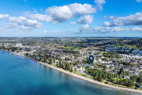 Photo of property in 2/445 Hibiscus Coast Highway, Orewa, 0931