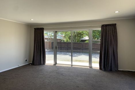Photo of property in 3/157 Te Atatu Road, Te Atatu South, Auckland, 0610