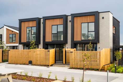 Photo of property in 2/317 Lincoln Road, Addington, Christchurch, 8024