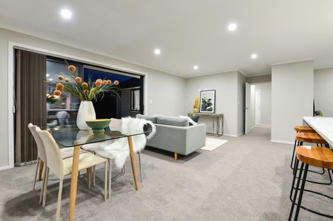 Photo of property in 32 Isobel Hodgson Drive, Cambridge, 3434