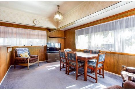 Photo of property in 20 Koromiko Street, New Lynn, Auckland, 0600