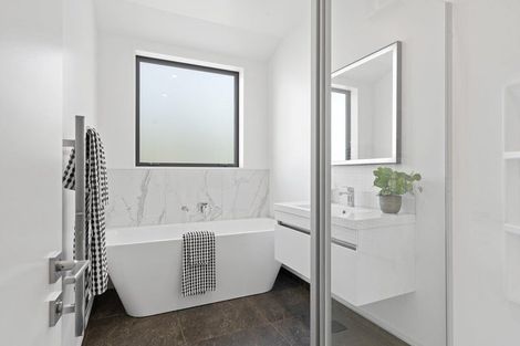 Photo of property in 4 Barnfields Close, Halswell, Christchurch, 8025