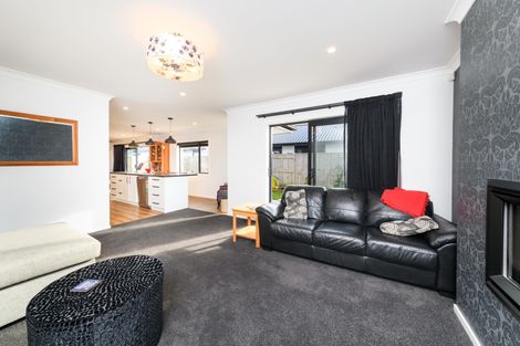 Photo of property in 5 Monarch Drive, Ashhurst, 4810