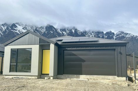 Photo of property in 17 Collie Road, Jacks Point, 9371