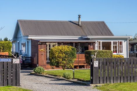 Photo of property in 18 Esther Street, Martinborough, 5711