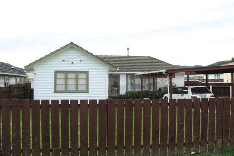 Photo of property in 6 Dunn Street, Wainuiomata, Lower Hutt, 5014