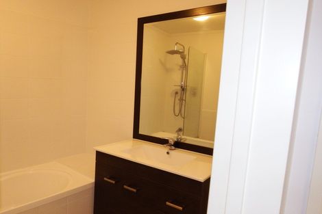 Photo of property in The Haven, 15/120 Beach Haven Road, Beach Haven, Auckland, 0626