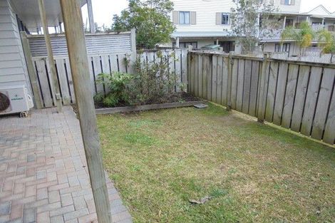 Photo of property in 13/8 Carolina Place, Albany, Auckland, 0632