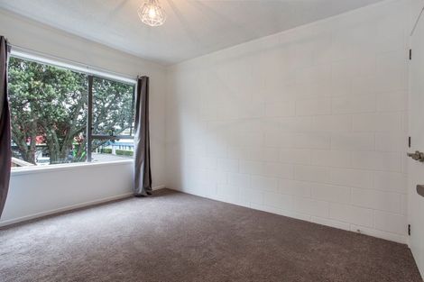 Photo of property in 6/5 Glen Road, Browns Bay, Auckland, 0630