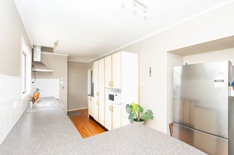 Photo of property in 38 Cecil Street, St Andrews, Hamilton, 3200