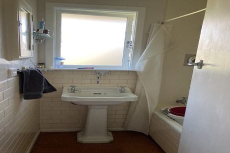 Photo of property in 25 Haslett Place, Upper Riccarton, Christchurch, 8041