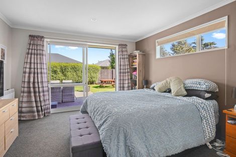 Photo of property in 8/17 Wineberry Avenue, Amberley, 7410