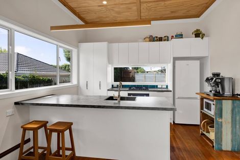 Photo of property in 195 South Road, Hawera, 4610