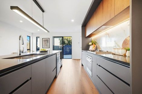 Photo of property in 35b Toroa Street, Torbay, Auckland, 0630