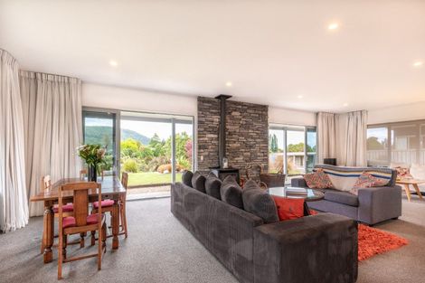 Photo of property in 127 Lisland Drive, Kinloch, Taupo, 3377