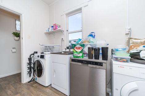 Photo of property in 3 Ranfurly Street, Hokowhitu, Palmerston North, 4410