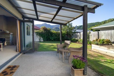 Photo of property in 10 Shanahan Lane, Arrowtown, 9302