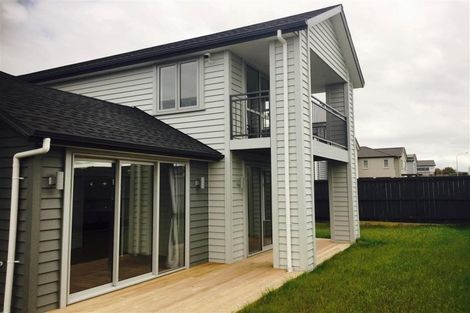 Photo of property in 31 Pickaberry Avenue, Karaka, Papakura, 2113