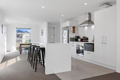 Photo of property in 9 Te Wharo Drive, Papamoa, 3118