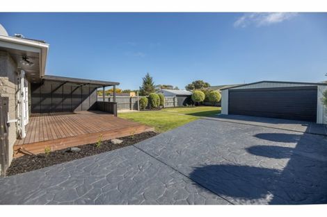 Photo of property in 12 Rosanna Place, Aranui, Christchurch, 8061