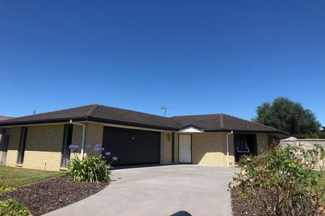 Photo of property in 4 Cranbrook Place, Rototuna North, Hamilton, 3210
