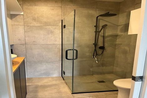 Photo of property in Stadium Garden Flats, 415/107 Thorndon Quay, Pipitea, Wellington, 6011