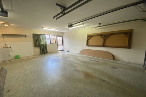 Photo of property in 5 Gregg Place, Sunnyvale, Auckland, 0612