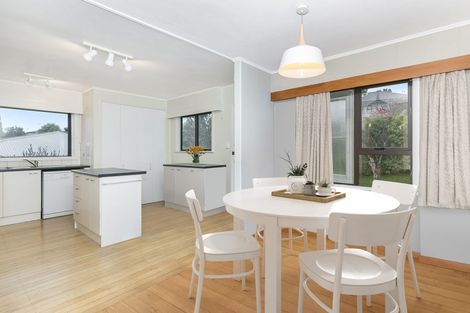 Photo of property in 6 Westney Place, Forest Lake, Hamilton, 3200