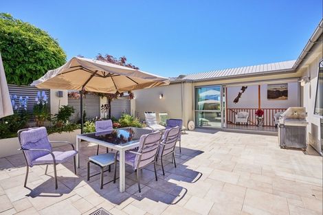 Photo of property in 37 Cotter Avenue, Arrowtown, 9302