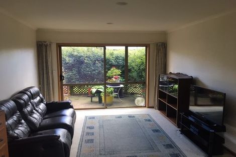 Photo of property in 2 Braeburn Place, Bethlehem, Tauranga, 3110