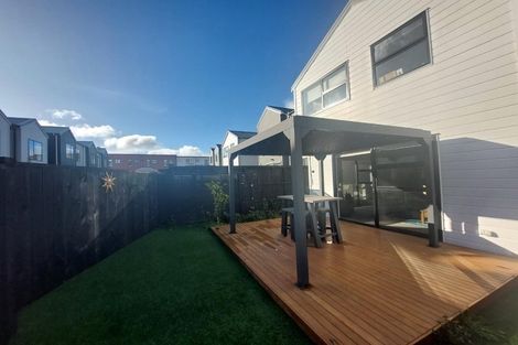 Photo of property in 22 Kauri Amber Road, Westgate, Auckland, 0614