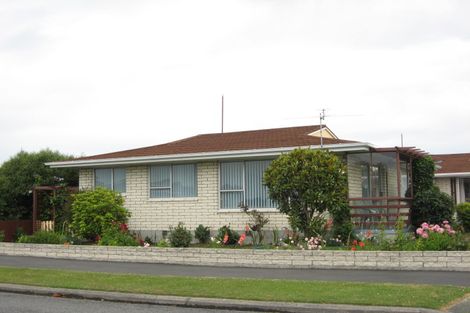 Photo of property in 2/36 Niven Street, Avondale, Christchurch, 8061