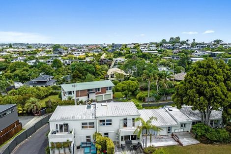 Photo of property in 3/18 Parr Terrace, Castor Bay, Auckland, 0620