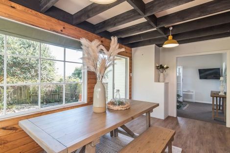 Photo of property in 4 Gavin Road, Raumati Beach, Paraparaumu, 5032