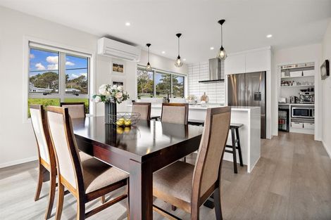 Photo of property in 90 Mcentee Road, Waitakere, Auckland, 0816